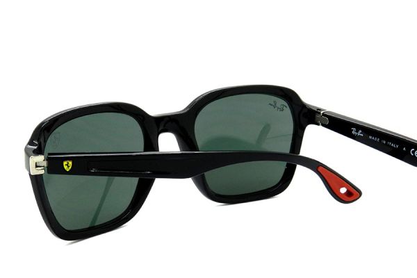 Ray Ban RB4343-M F601/71 scuderia ferrari